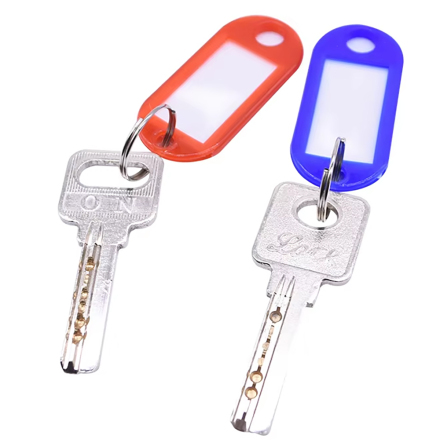 Nyckelbrickor 10-pack med Fnster & Nyckelringar